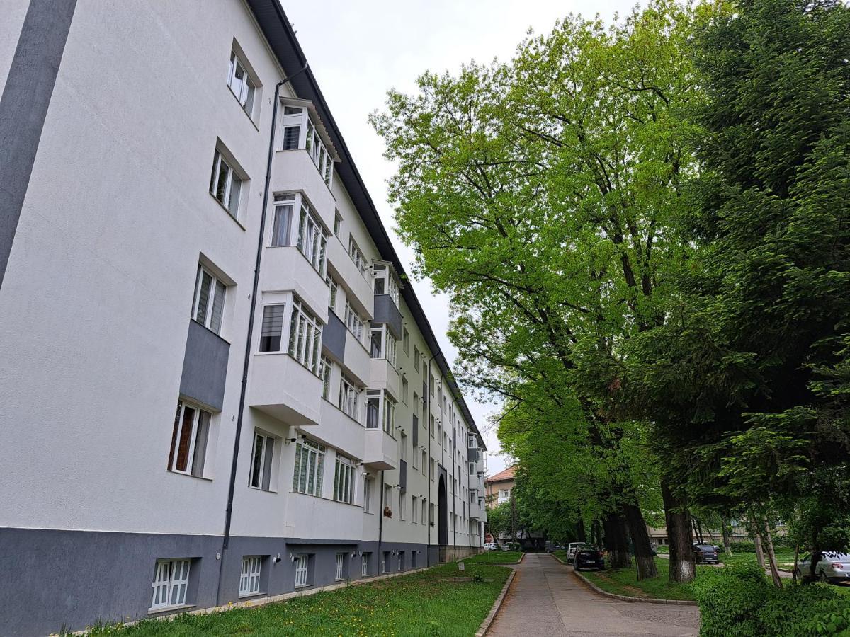 Gda Studio Onesti Exterior foto